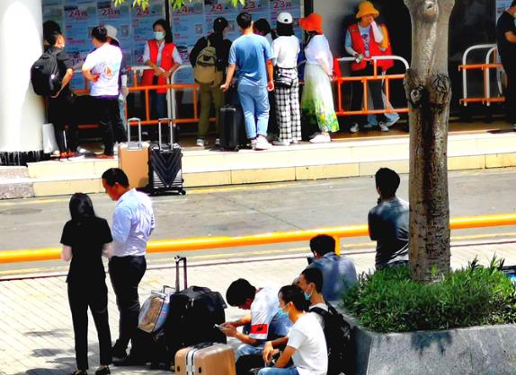 学生暑假打工做什么好?学生赚为你支招！